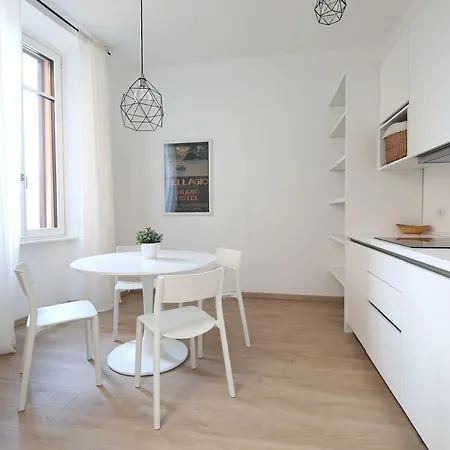 Palazzo Barindelli Bianca *